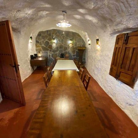 バサ Cuevas Andaluciaゲストハウス エクステリア 写真